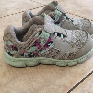 Toddler girl shoes